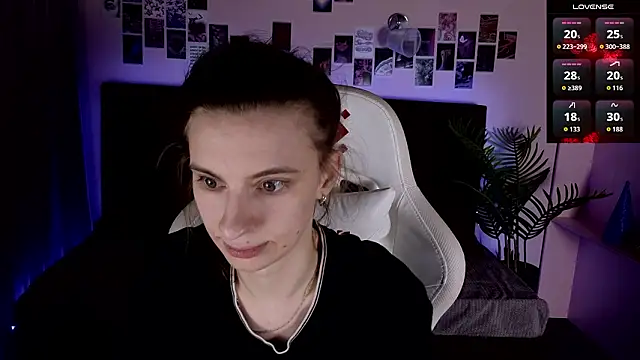 kaleriyaa_: онлайн-секс-чат