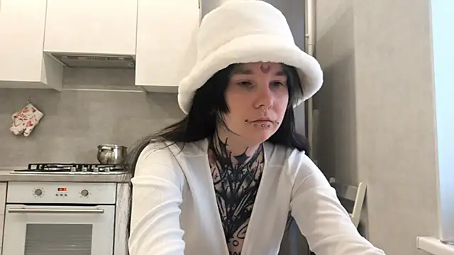 HighelikeGirl: онлайн-секс-чат