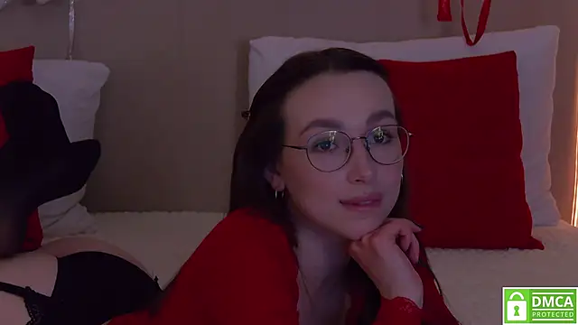 Emily_Simon live XXX chat