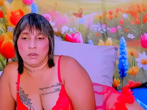 Chat +18 de indianroxy ao vivo