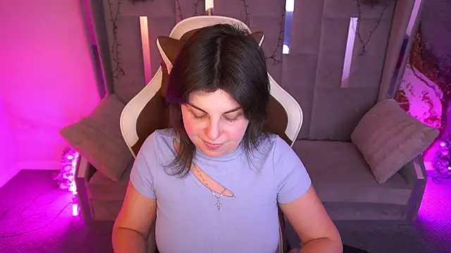 Chat +18 de MirandaWong ao vivo