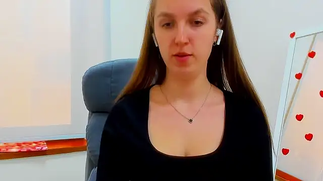 Show modela Nessi-Morris na web-kameri