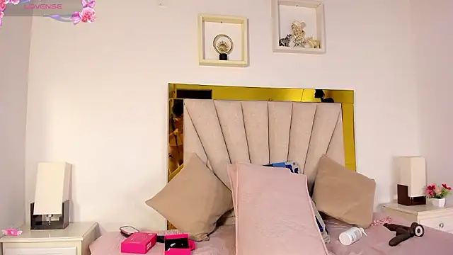 vahiolet_fuentes 现场XXX聊天