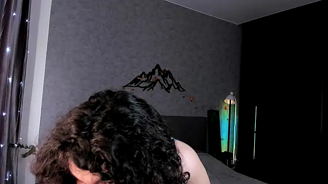 _CurlySue_ Adlı Modelin Web Kamerası Şovu