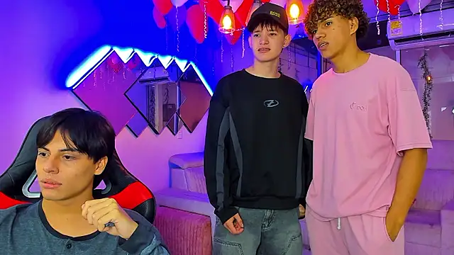 Houseofwarrios Webcam show