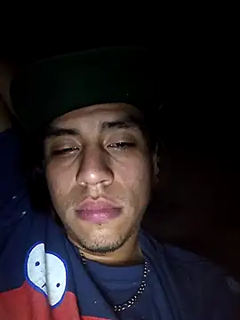 AlexAlejandro13 Webcam Show