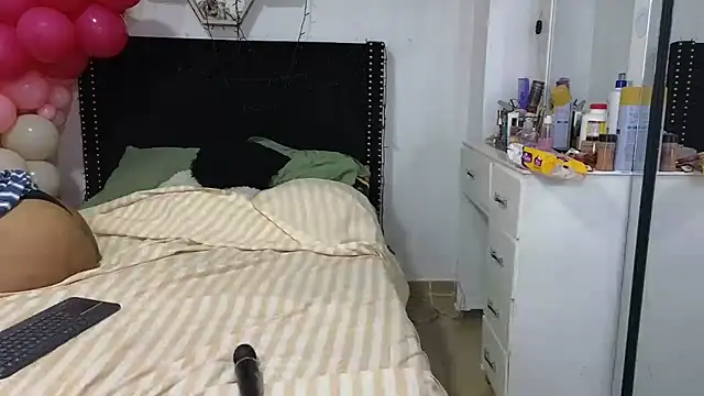 charlotte_077 Obrolan Langsung XXX