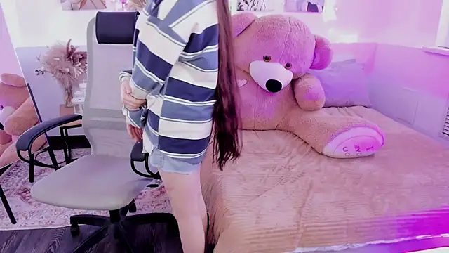 Chat +18 de VirtuallVoyant ao vivo