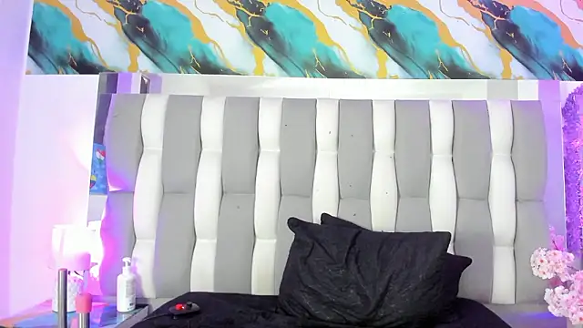 دردشة IsaDiiaz الجنسية المباشرة