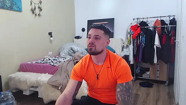 Chat +18 de Tiberius_hunk ao vivo