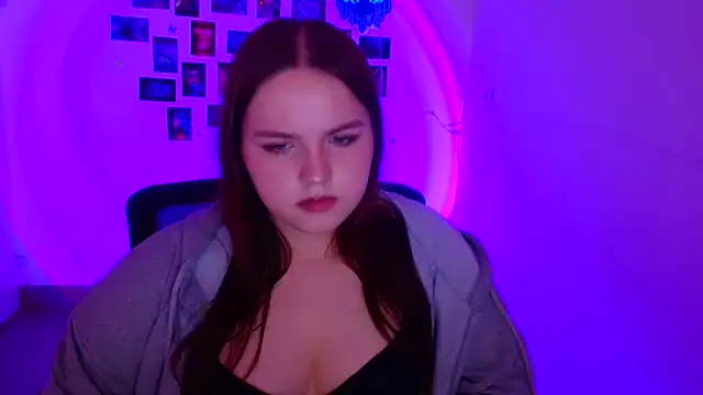 Kitty_Mia_Kitty Chat XXX live