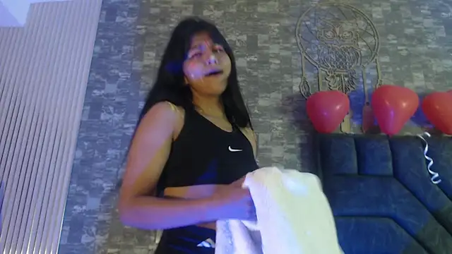 Chat XXX en directo de Keila_Fg