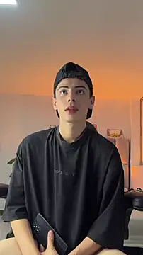 Sebastian_Reed: απευθείας συνομιλία ΧΧΧ