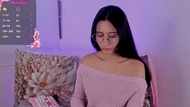 NayeCloud's Live XXX Chat