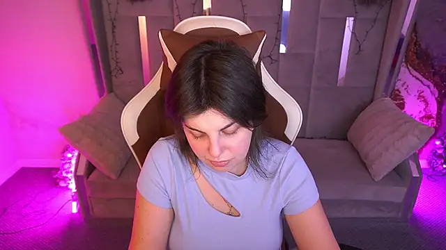 MirandaWong's Live XXX Chat