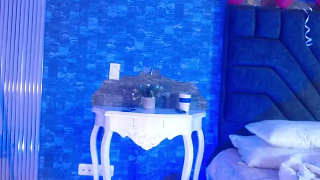 Keila_Fg's Live XXX Chat