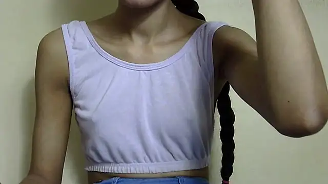 Anu_tiny élő XXX-chatje