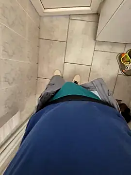 vali23 Adlı Modelin Canlı XXX Sohbeti