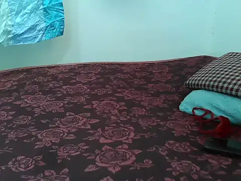 Nasty_petite2 Show in webcam