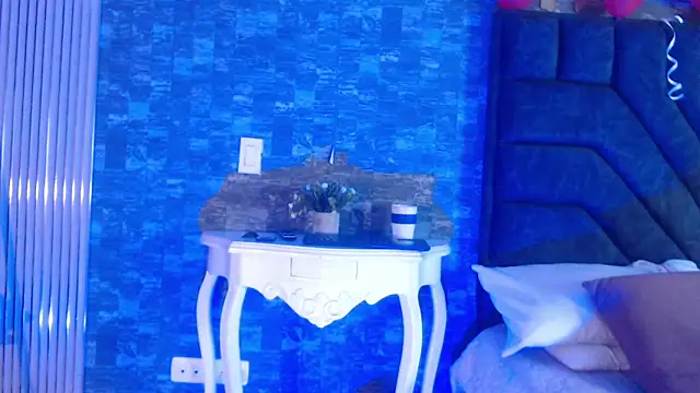 Keila_Fg Adlı Modelin Canlı XXX Sohbeti