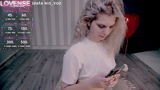 Careful_i_bite Live XXX-chat