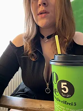 CrazyTori – Live XXX-chat