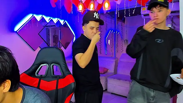 Živý XXX chat Houseofwarrios