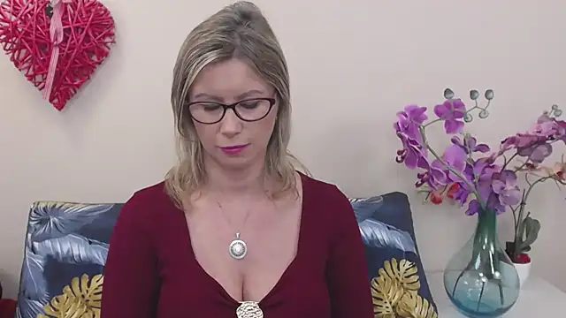 DoreenSexy live XXX chat