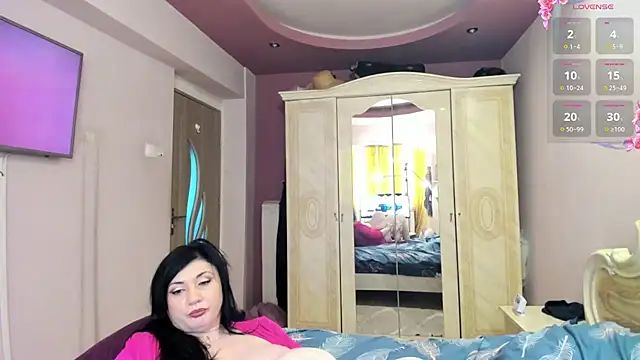 HoneyBee699 Live XXX-chat