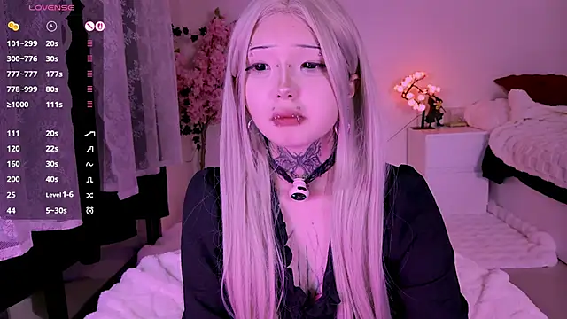 Lein_Bone élő XXX-chatje