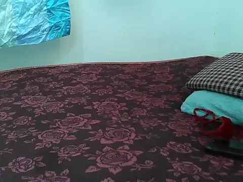 Nasty_petite2 – Kamerová šou