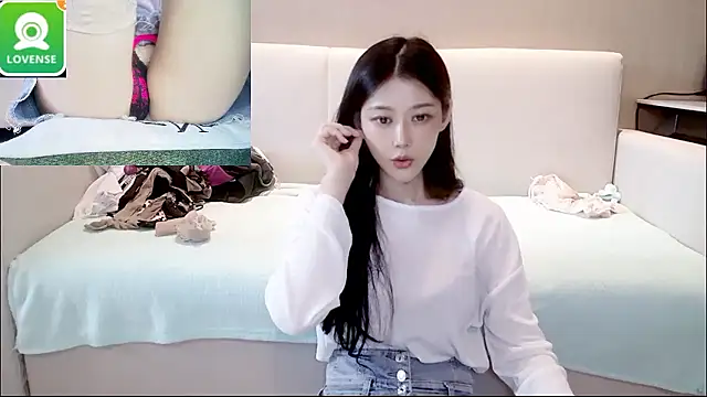 Chat XXX Live E-ll-A