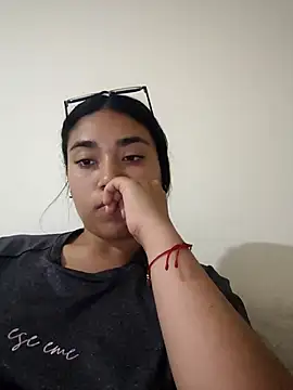 AmberGold- élő XXX-chatje