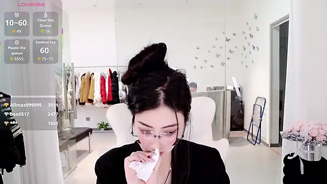 yangyang-777 webcam show