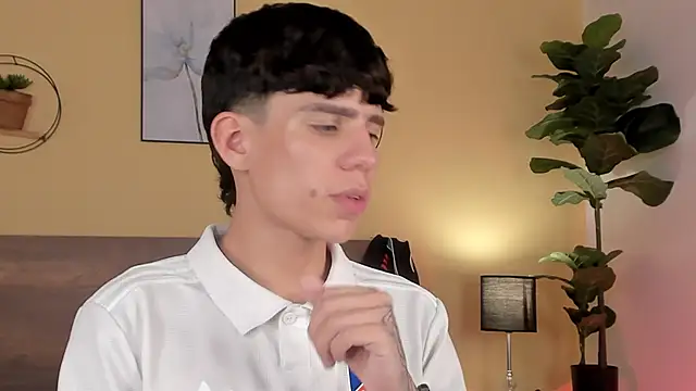 Angel_eros_ 在線直播表演