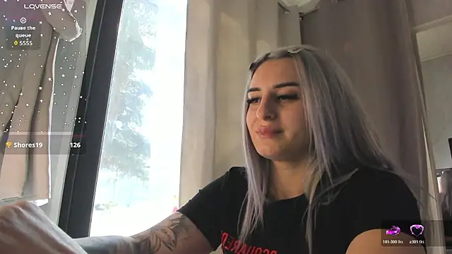 Ella_Vee লাইভ XXX চ্যাট