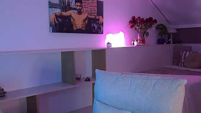 TristanGrey Adlı Modelin Canlı XXX Sohbeti