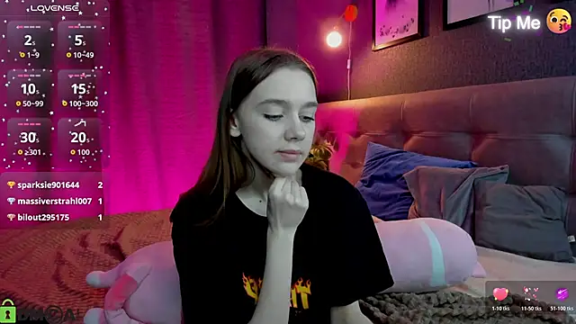 Lesi_Moonie01: онлайн-секс-чат