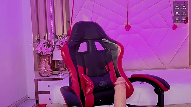 LunaPleasureのライブXXXチャット