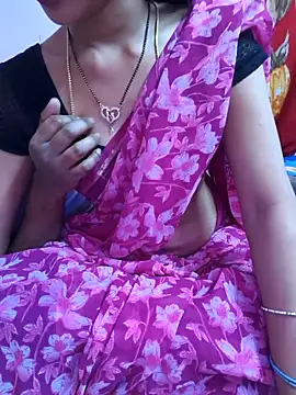 Rosely-roselyのライブXXXチャット