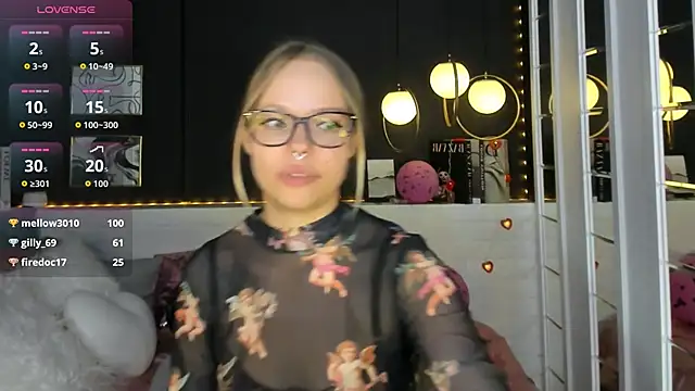 lucy_loy – Live XXX-chat