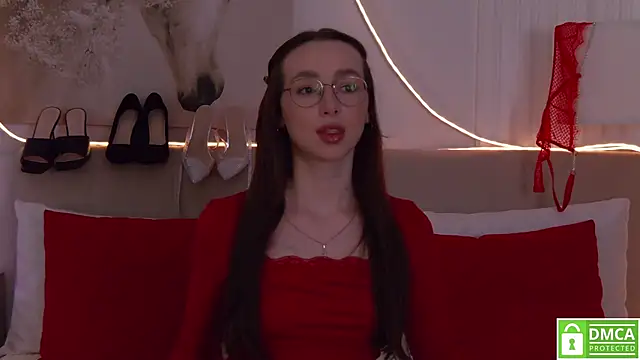 Онлайн чат XXX Emily_Simon