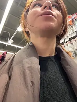 RosieSecret's Live XXX Chat