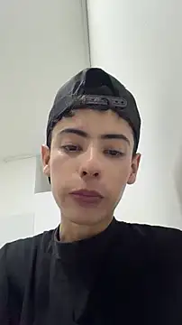 XXX chat uživo modela Sebastian_Reed