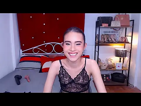 แชท XXX สดของ JuicyCockThea