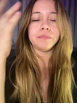 MerlyG Chat XXX in diretta