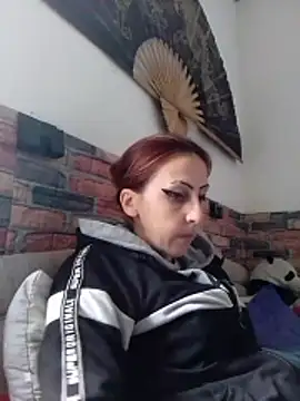 دردشة Kriszty_baby26 الجنسية المباشرة