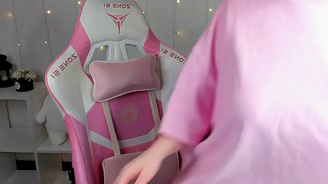 Jinny_Ginger élő XXX-chatje