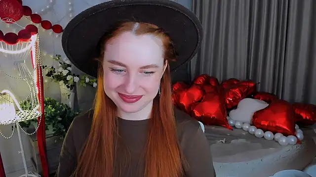 AirySilhouette élő XXX-chatje