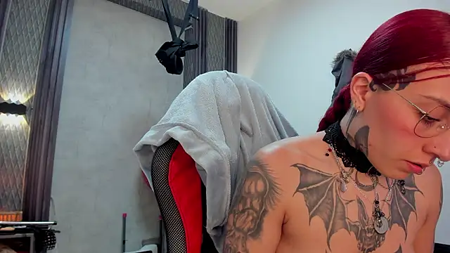 Chat XXX Live selene_red_